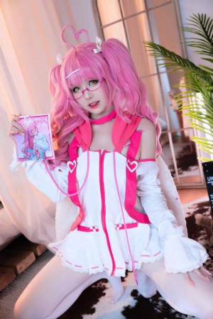 miko酱ww cos卡提那 | miko酱ww_交错战线·卡提那cos [29P-249MB]