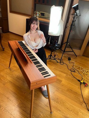 「黒岛玲衣」OFJE-461作品发布！「日本最色情音乐大学生」出道一周年！