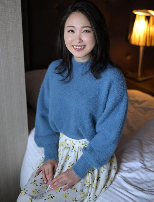 中条莉乃(中条りの)作品EBOD-913女大学生衣服一解你就会发现真是赞-番番狗番号库