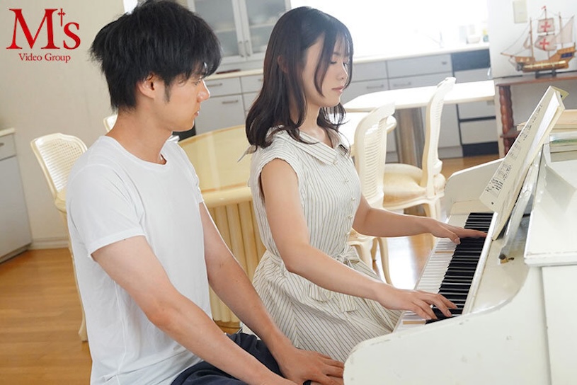 「白都四季」MVSD-594作品发布!气质钢琴老师帮我做「治愈感的温柔性指导」!-番番狗番号库