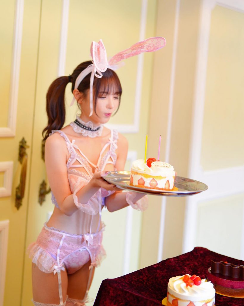 庆祝暗黑出道满8周年《桃乃木香奈》代表作品预览介绍封面-番番狗番号库